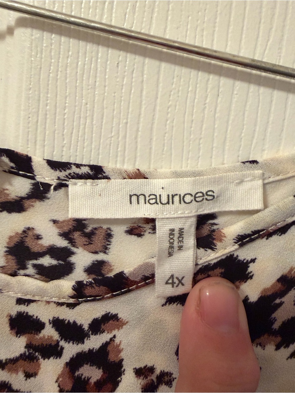 Maurices Cream Leopard Print Dolman Tunic - Picture 4 of 6